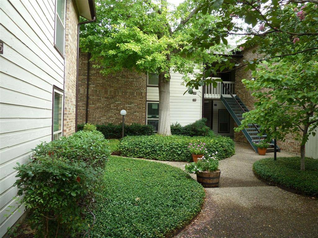 7107 Holly Hill Drive #104, Dallas, TX 75231