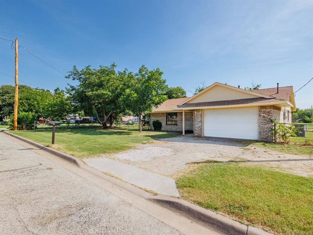 2200 Main Boulevard, Brownwood, TX 76801