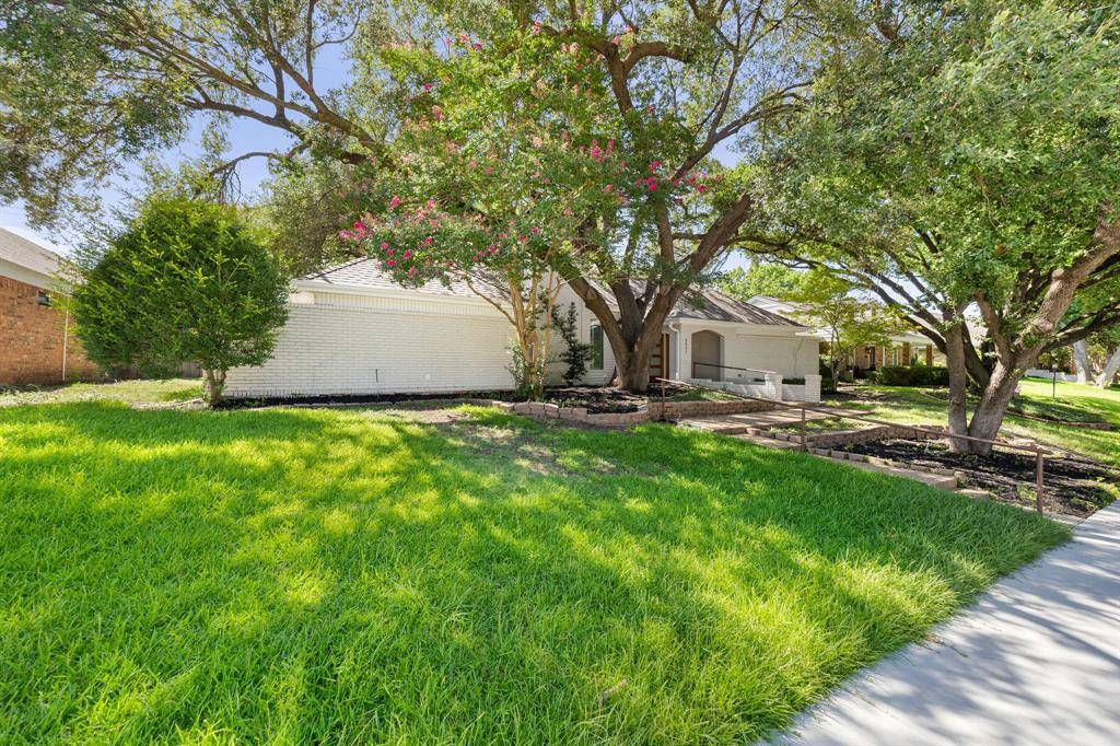 8857 Flint Falls Drive, Dallas, TX 75243