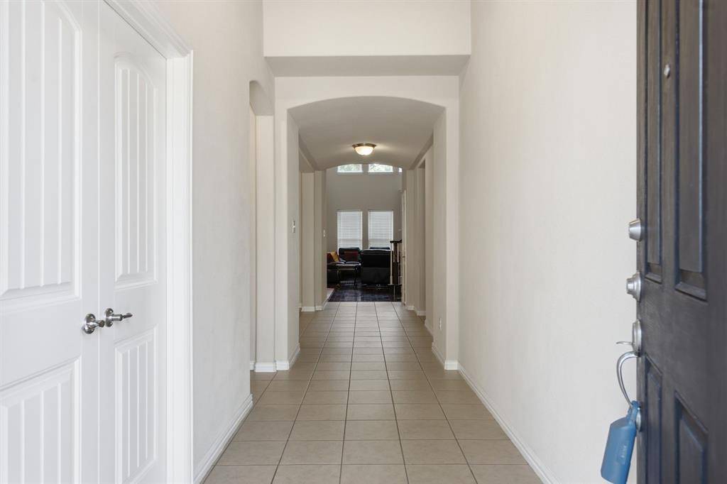 3052 Seabrook Drive, Little Elm, TX 75068