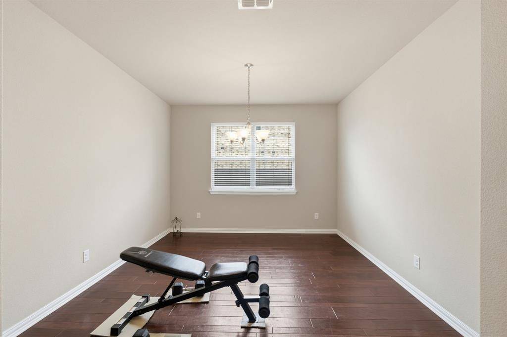 3052 Seabrook Drive, Little Elm, TX 75068