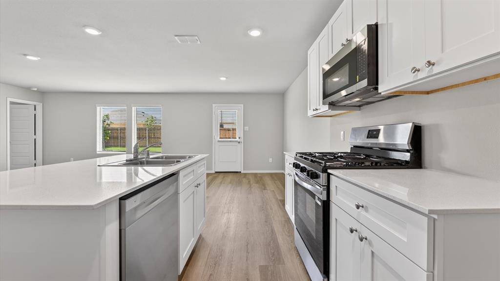 818 KING'S Way, Hillsboro, TX 76645