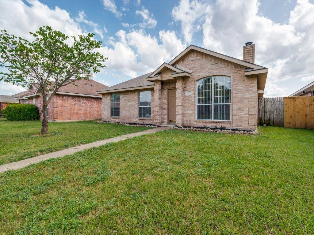 709 Catalina Drive, Lancaster, TX 75146