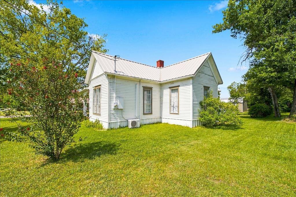 501 N Mignonette Street, Kosse, TX 76653