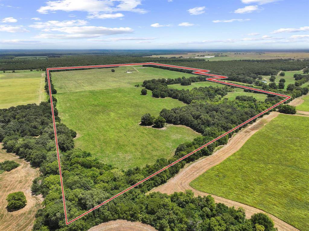 7091 FARM MARKET 412, Clarksville, TX 75426