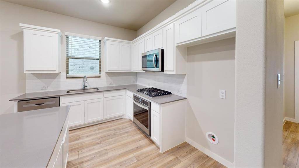1323 Great Sand Dune Street, Royse City, TX 75189