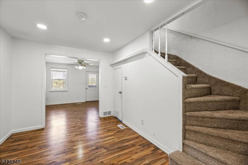 270-270A Sitgreaves St, Phillipsburg Town, NJ 08865