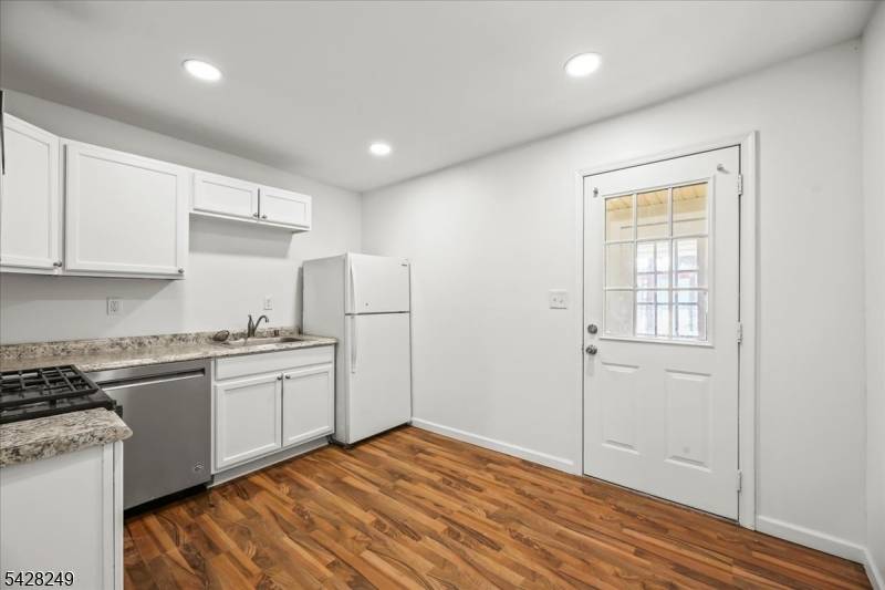 270-270A Sitgreaves St, Phillipsburg Town, NJ 08865