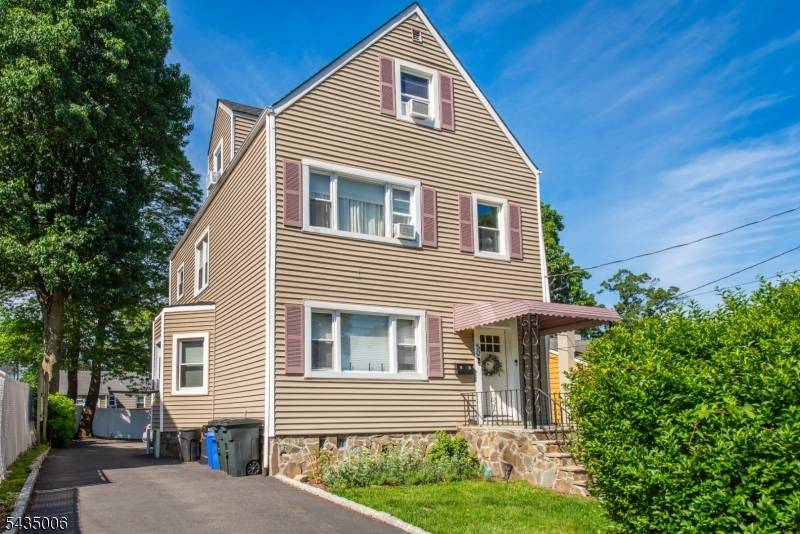 50 Jefferson Ave, Hasbrouck Heights Boro, NJ 07604