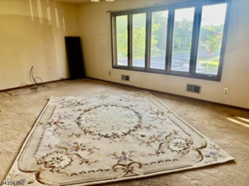 363 2Nd Ave, Garwood Boro, NJ 07027