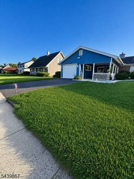 58 Balfour Ln, Willingboro Twp., NJ 08046