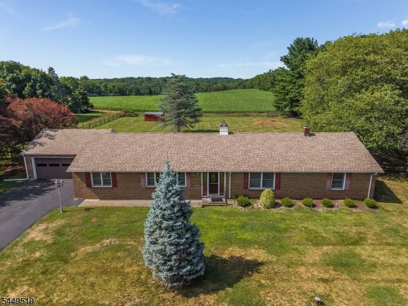 120 Allerton Rd, Clinton Twp., NJ 08801