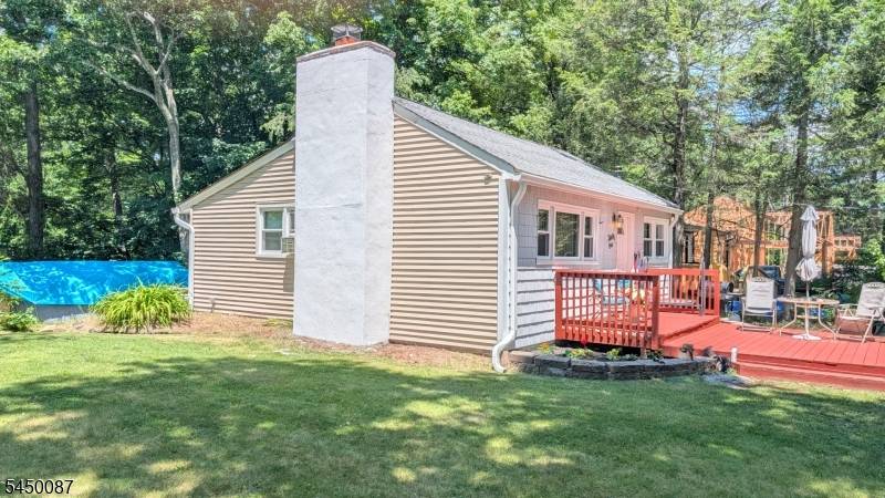 31 Hewitt Rd, West Milford Twp., NJ 07421