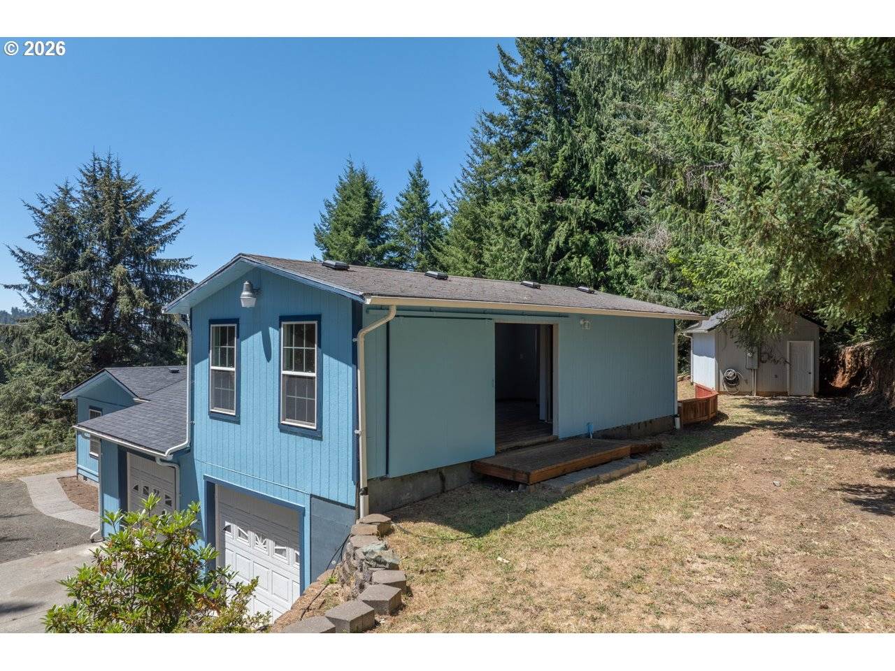 94835 Brunswick LN, North Bend, OR 97459