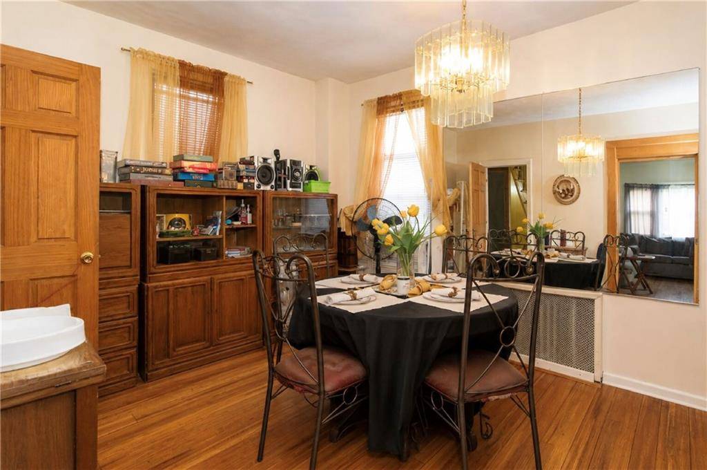 123 Milford ST, Brooklyn, NY 11208