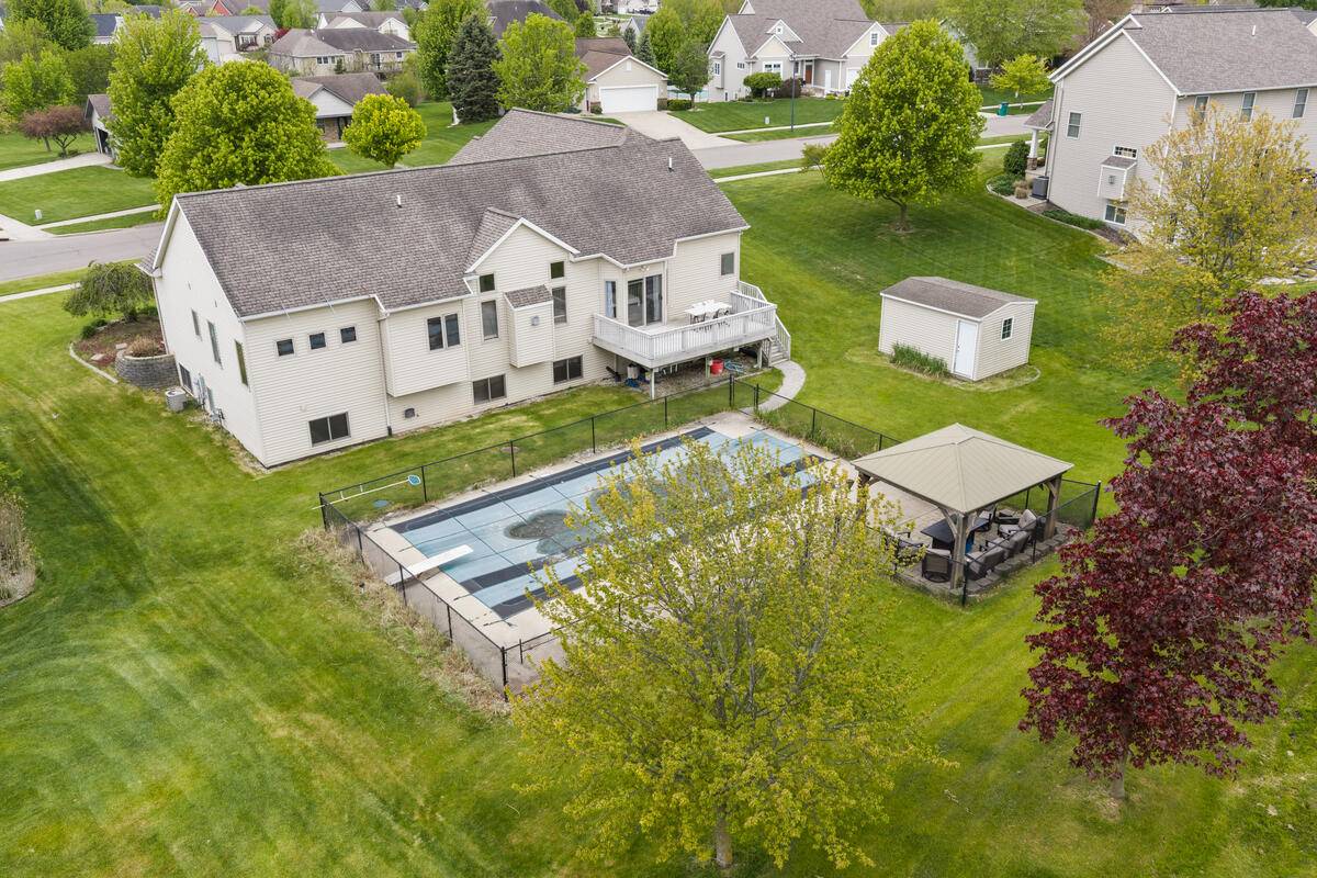 1815 Planters Row DR SW, Byron Twp, MI 49315