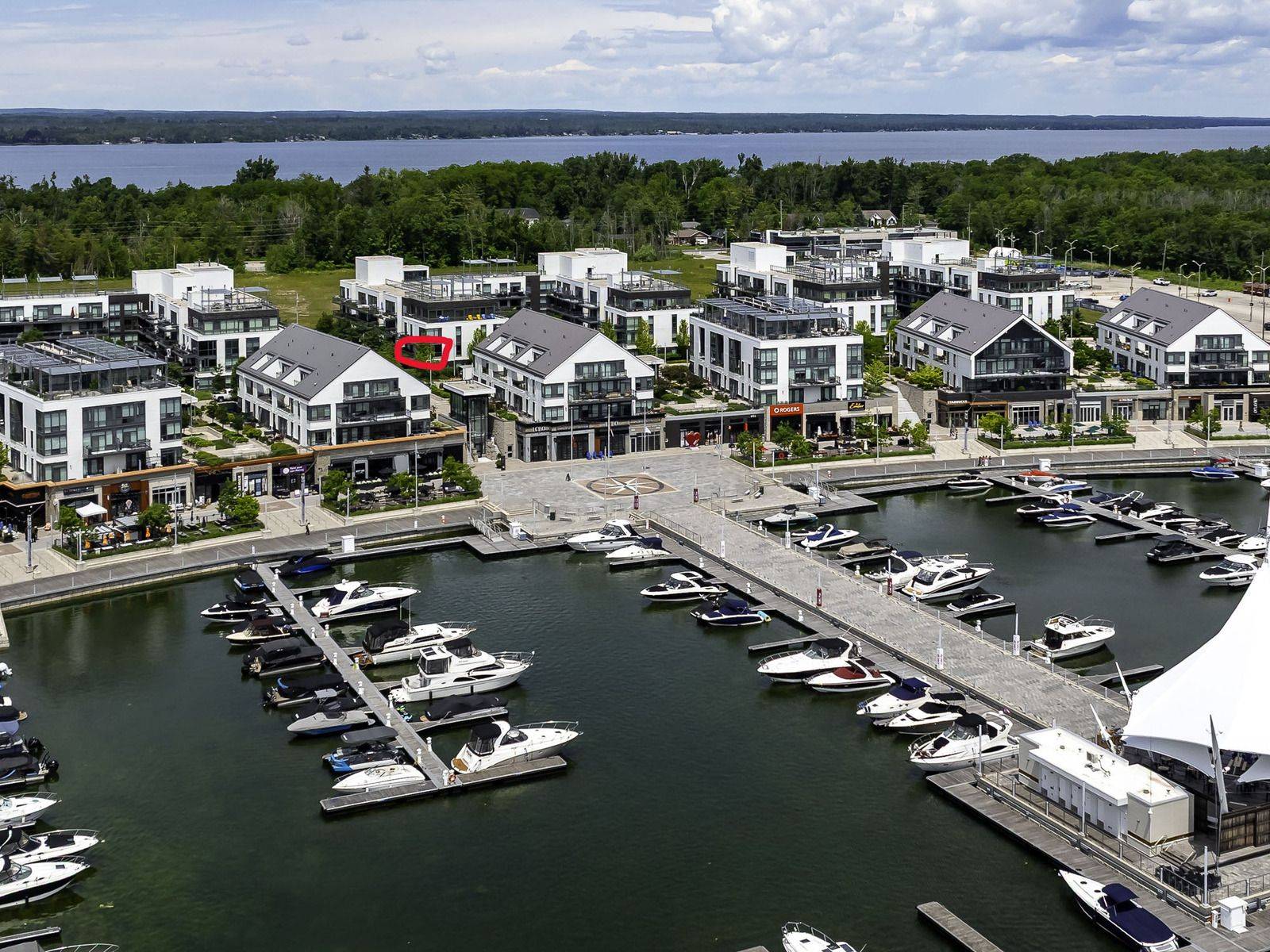 271 Sea Ray AVE #B208, Innisfil, ON L9S 0J4