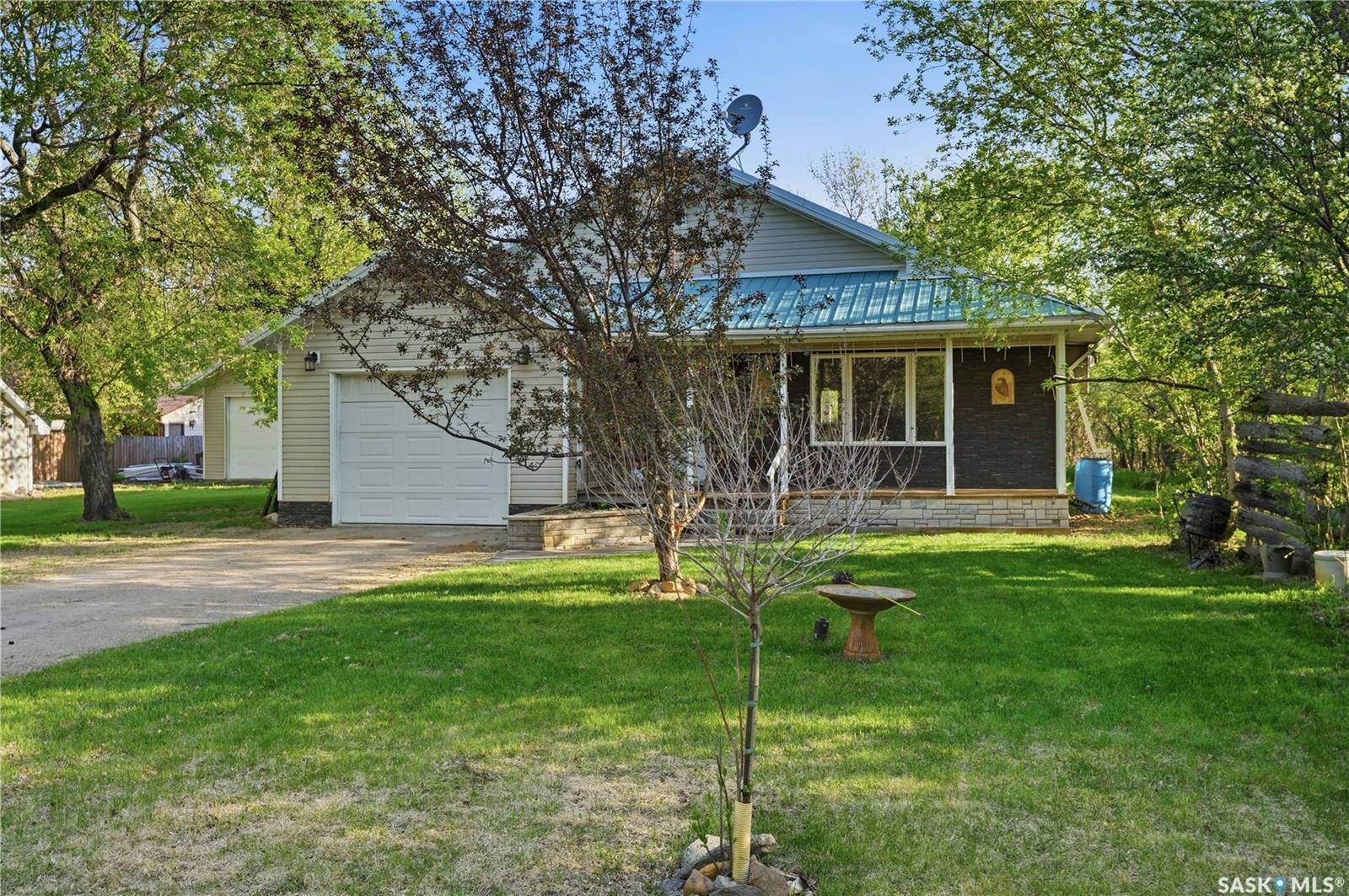 242 Woodlawn AVENUE, Katepwa Beach, SK S0G 2Y0