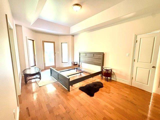 2330B Sheppard AVE W, Toronto W05, ON M9M 1M3