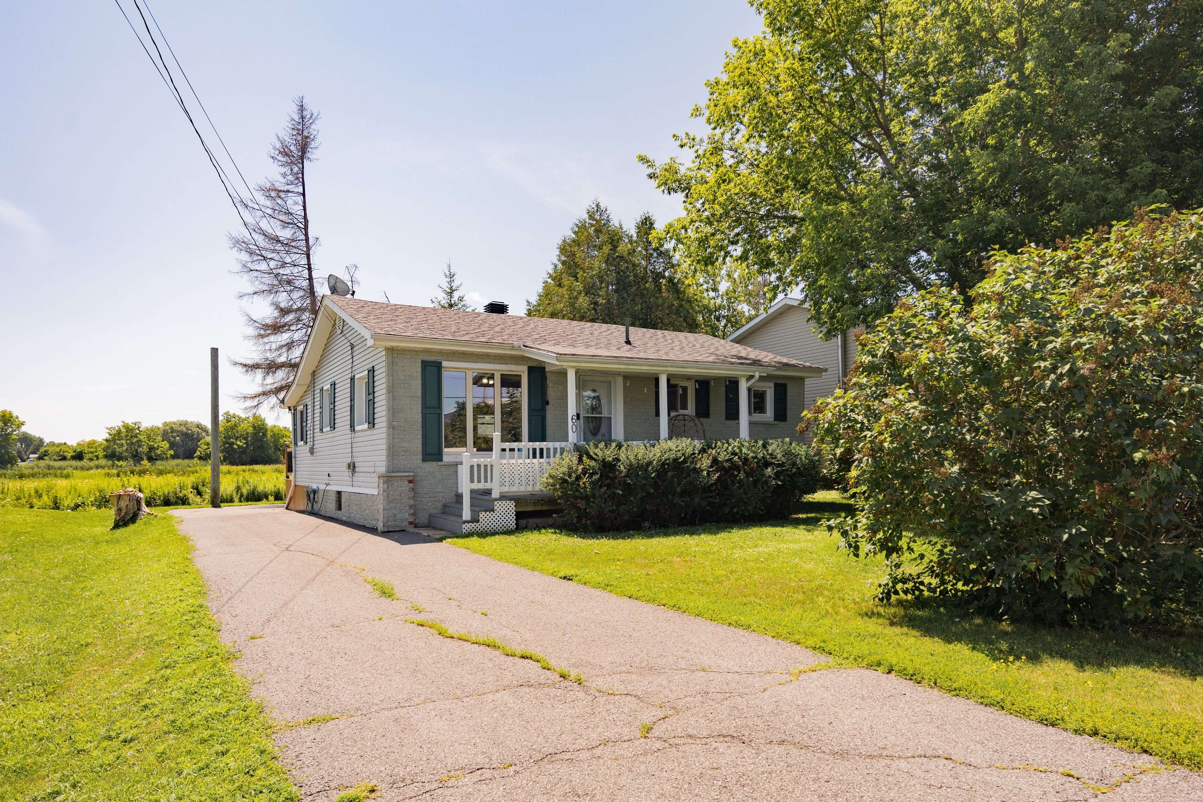 60 St James ST, North Glengarry, ON K0C 1A0