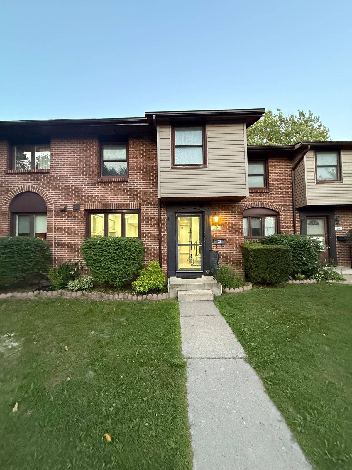115 Wright CRES #48, Kingston, ON K7L 4T8