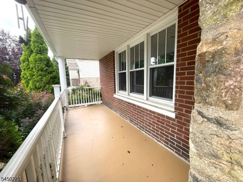 611 Corliss Ave, Phillipsburg Town, NJ 08865
