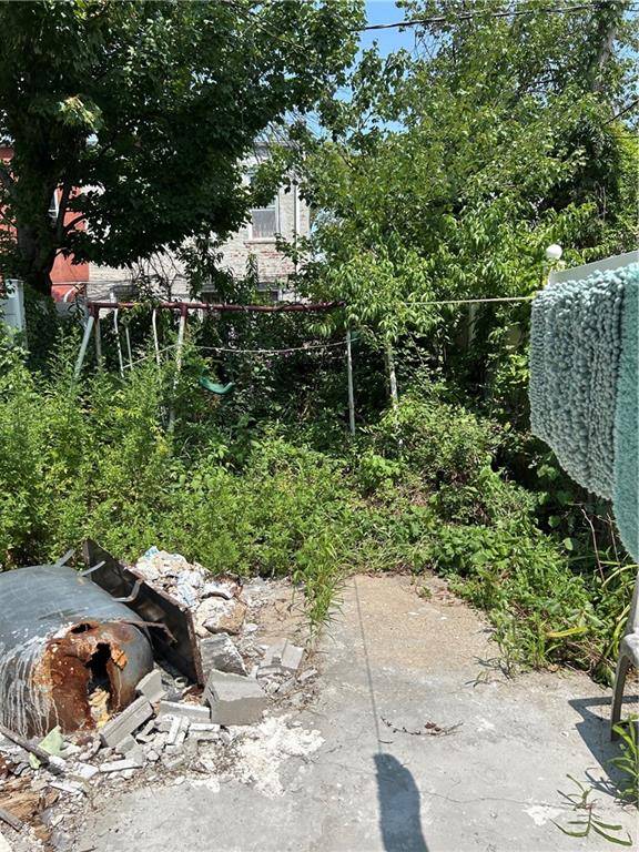 711 Vermont ST, Brooklyn, NY 11207