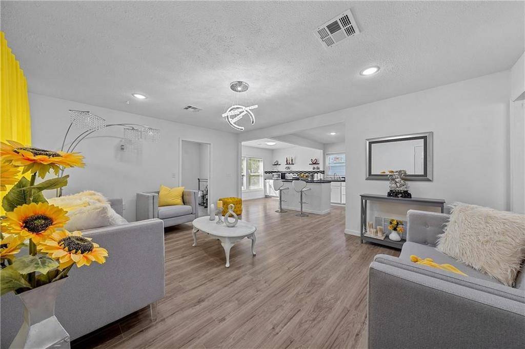 1401 E Texas Avenue, Mart, TX 76664