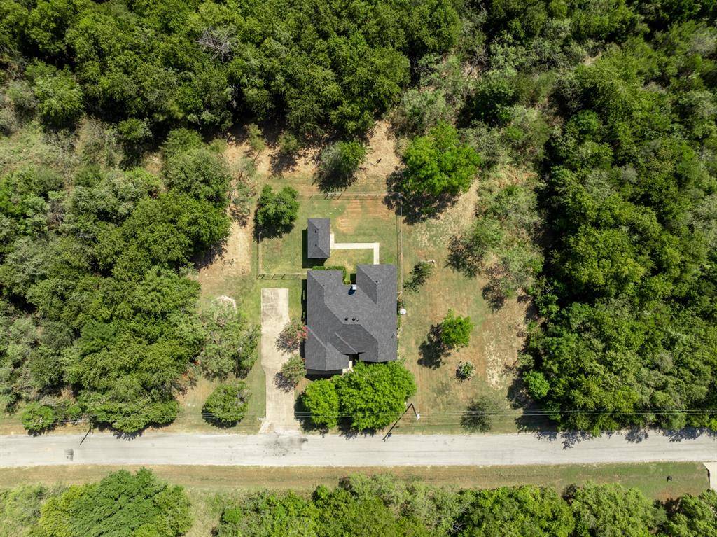 12187 Rolling Oaks Drive, Whitney, TX 76692