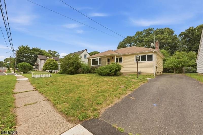 1338 Grant Ave, South Plainfield Boro, NJ 07080