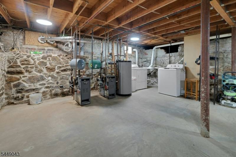 96 Macculloch Ave, Morristown Town, NJ 07960