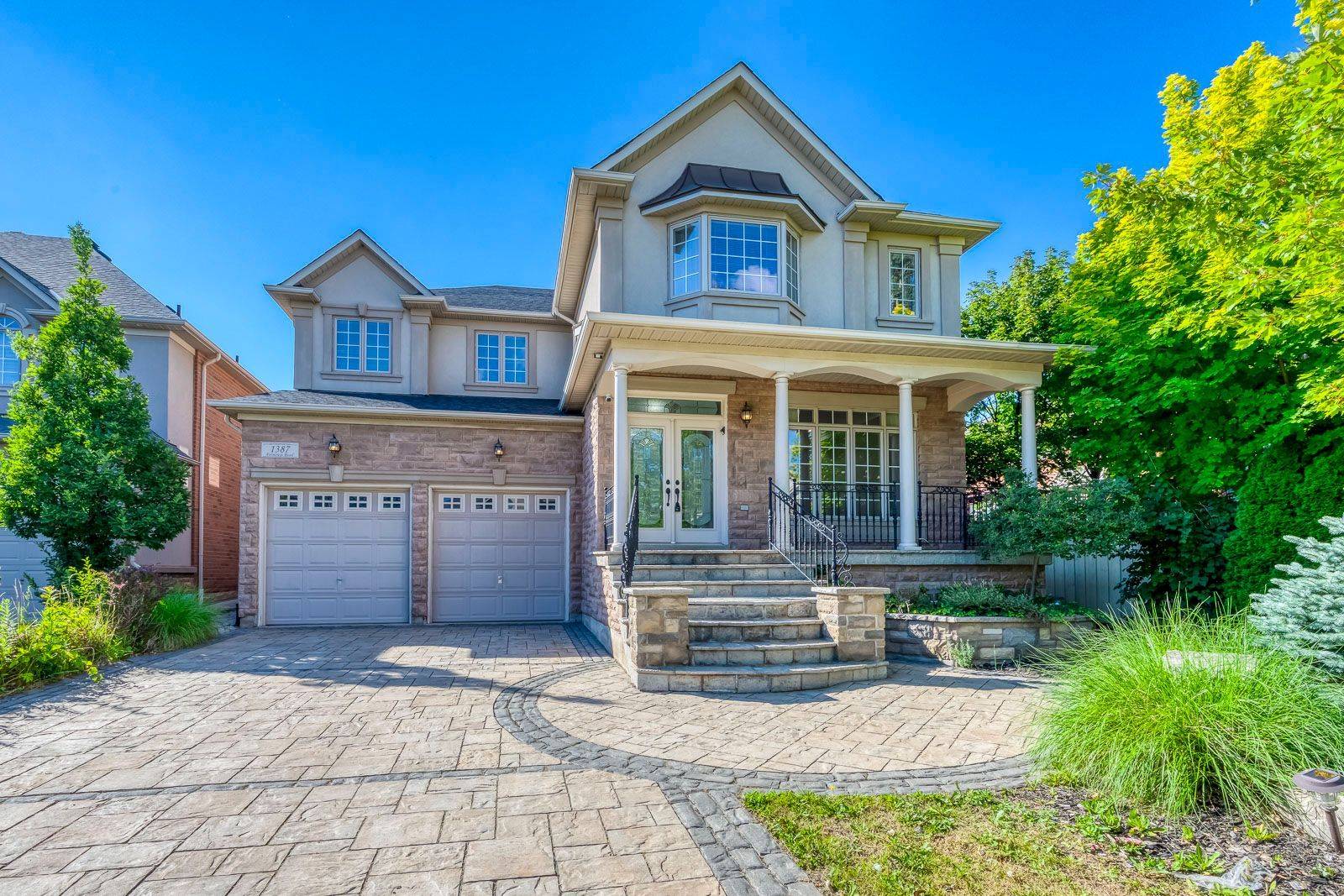 1387 Ferncrest RD, Oakville, ON L6H 7W2