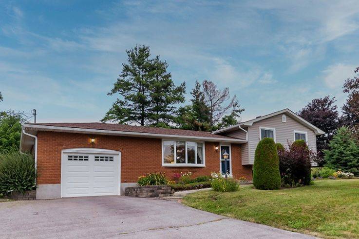 20 Twin LN, Brighton, ON K0K 1H0