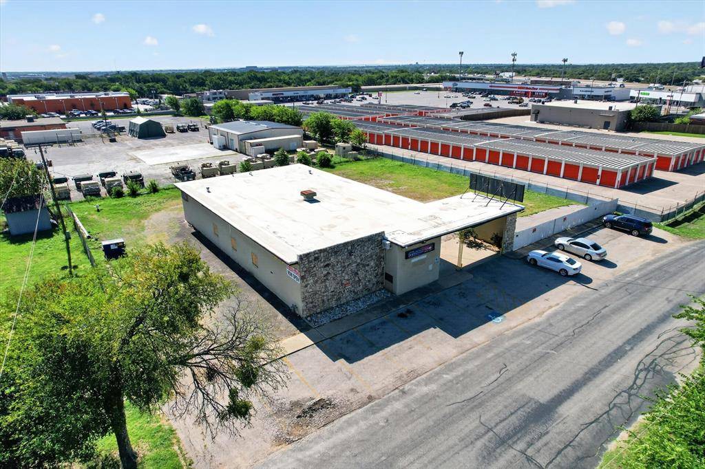 5115 Wellview Avenue, Fort Worth, TX 76115