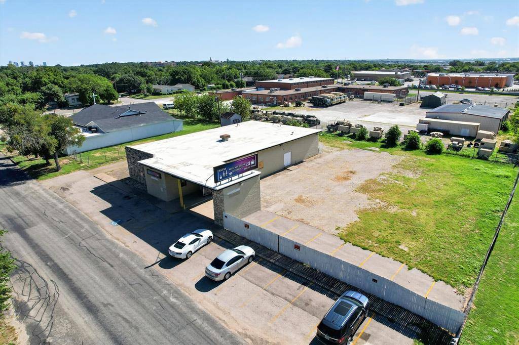 5115 Wellview Avenue, Fort Worth, TX 76115