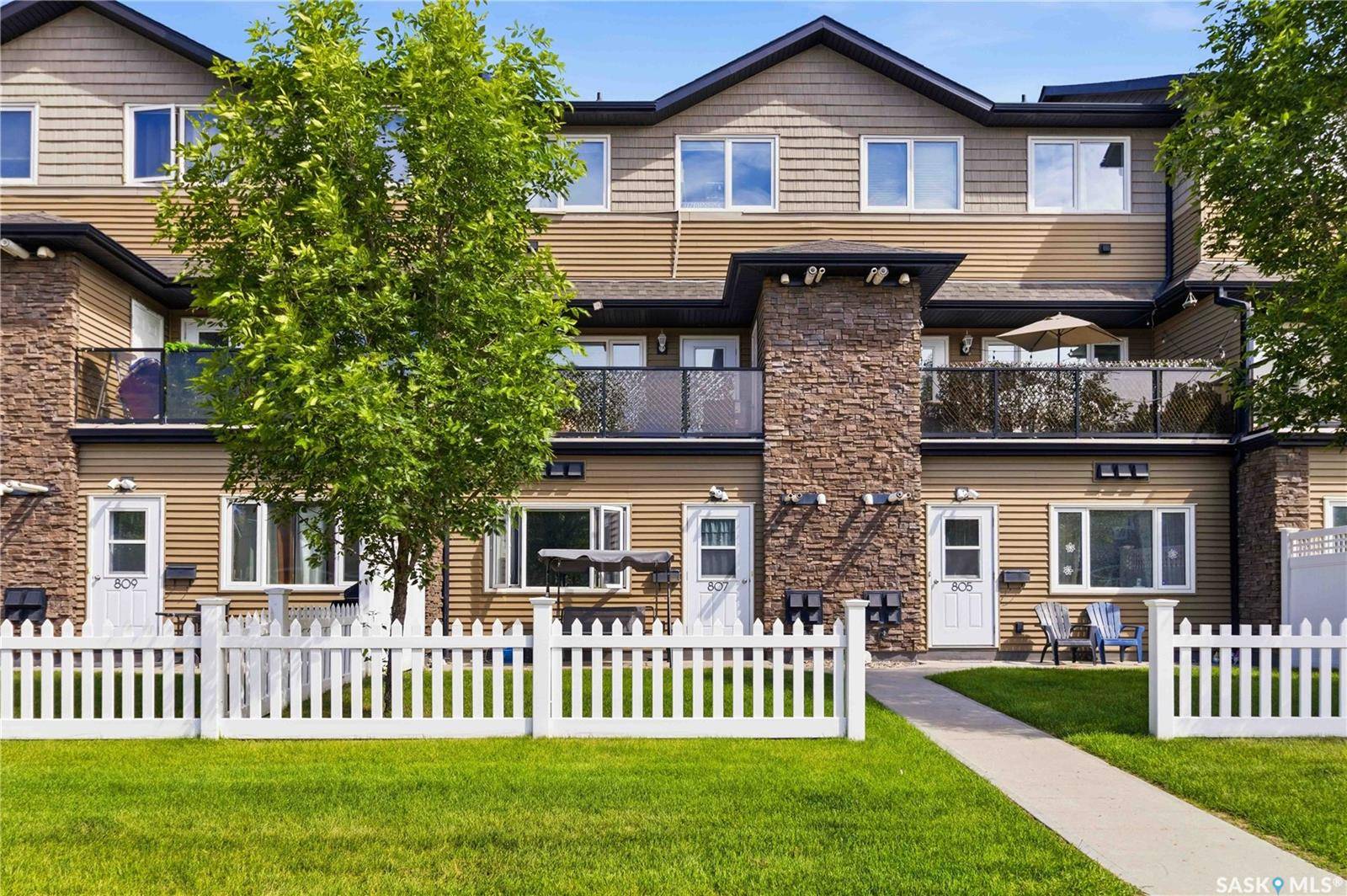 110 Shillington CRESCENT #807, Saskatoon, SK S7M 3Z8