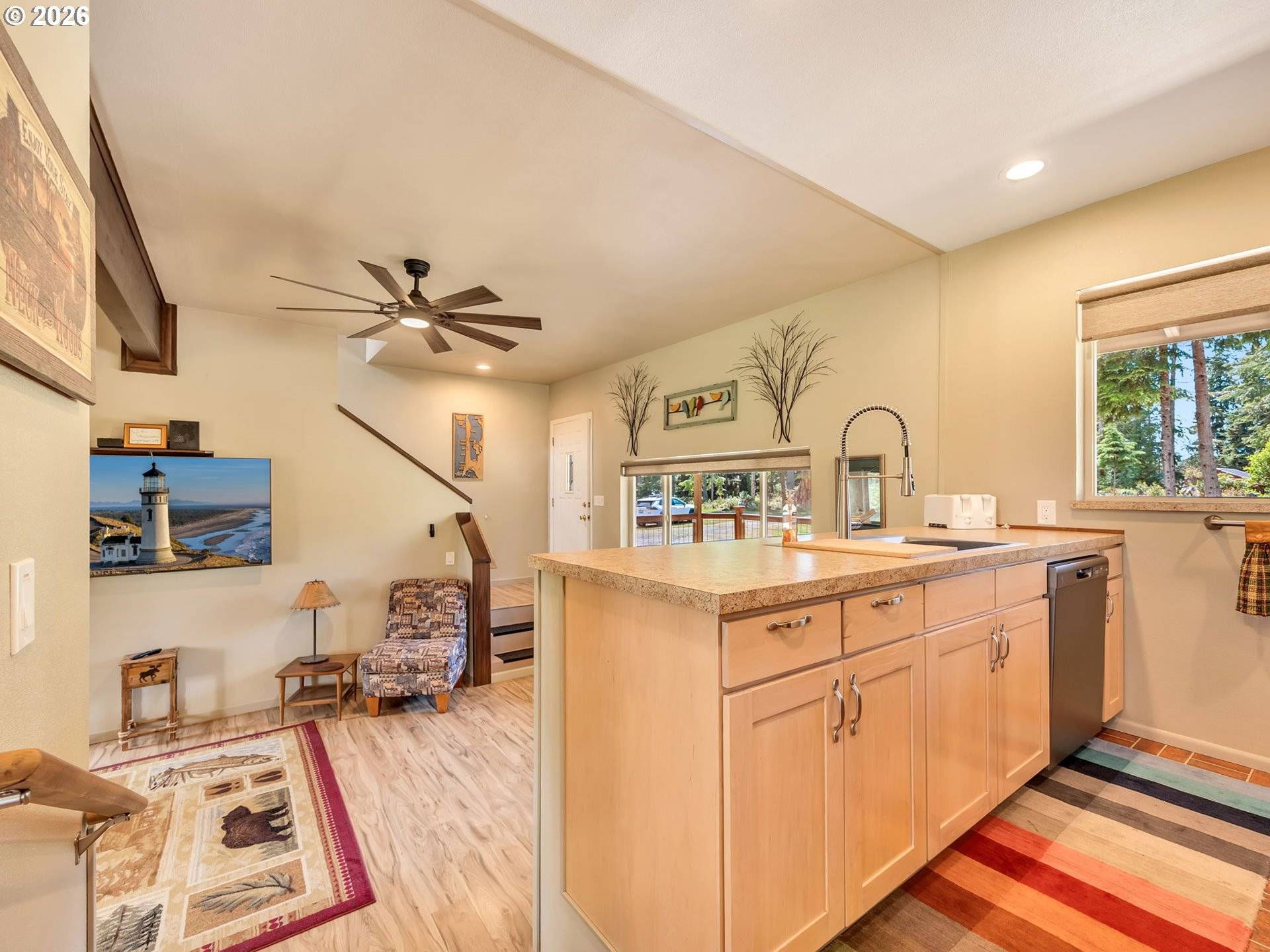 2902 FOXGLOVE LN, Ilwaco, WA 98624
