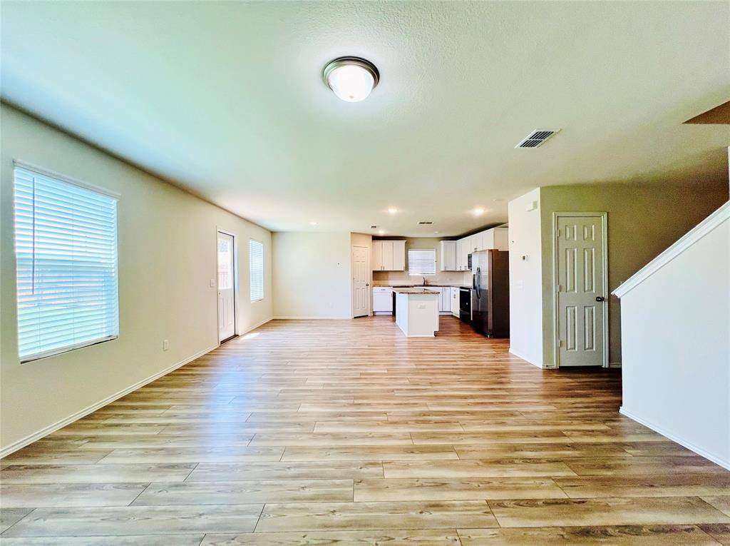 4649 Greyberry Drive, Fort Worth, TX 76036