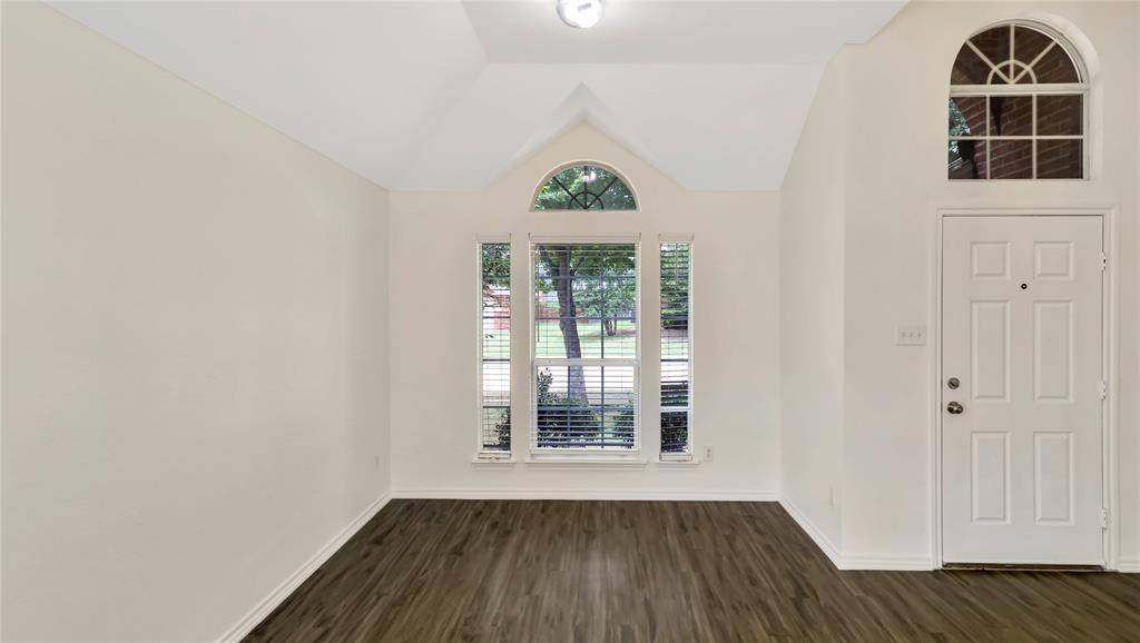 1106 Eastbrook, Glenn Heights, TX 75154
