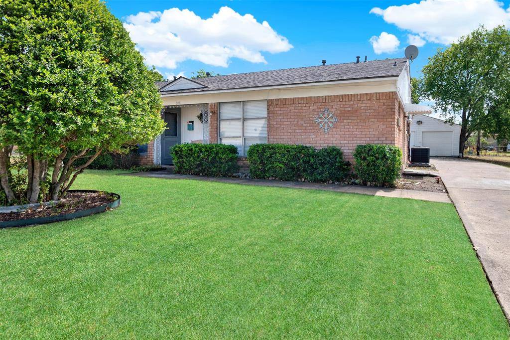 300 Hilltop Avenue #A, Richardson, TX 75081