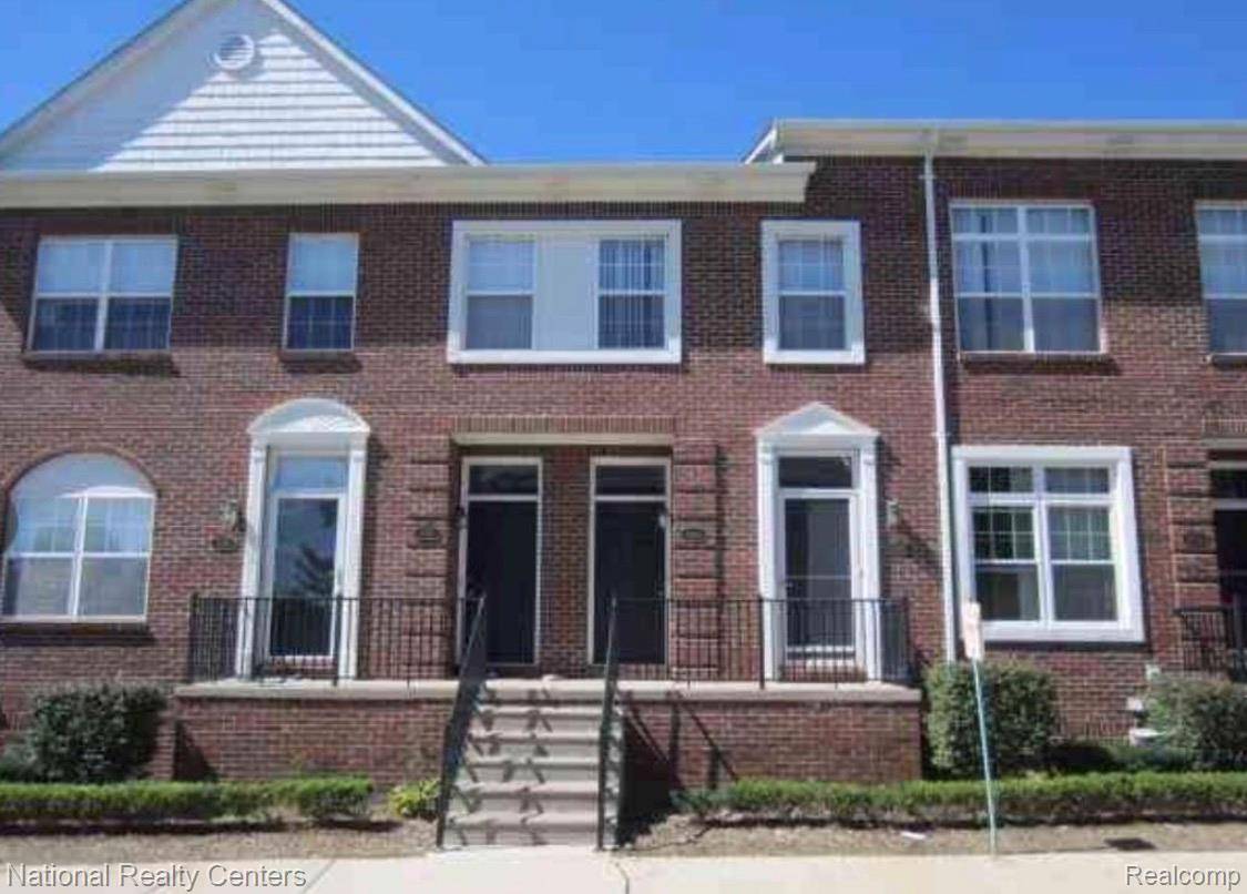 14586 Vauxhall DR, Sterling Heights, MI 48313