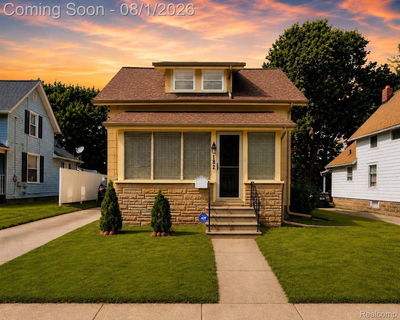 182 W Mansion ST, Jackson, MI 49203