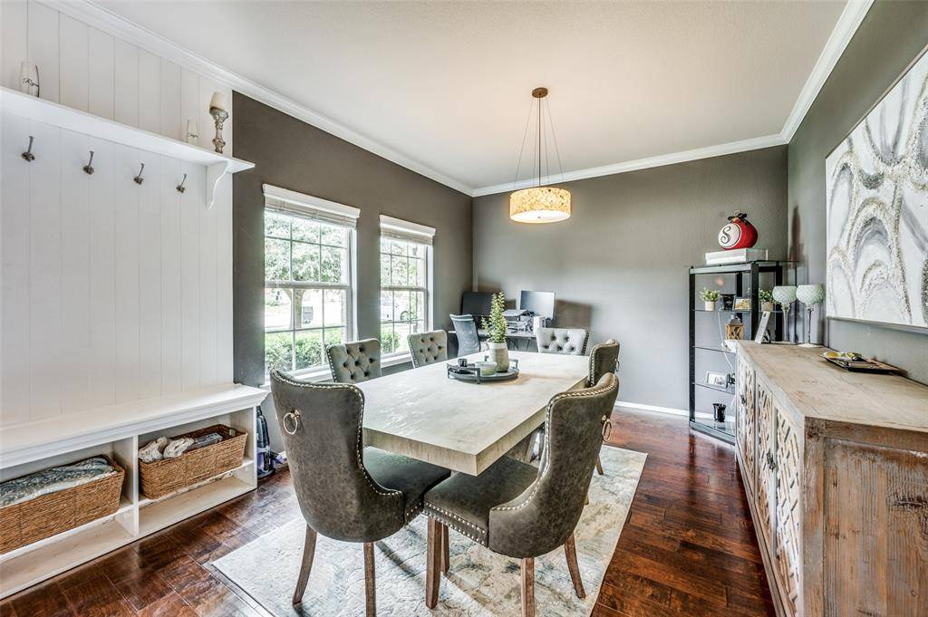 8924 Holliday Lane, Aubrey, TX 76227