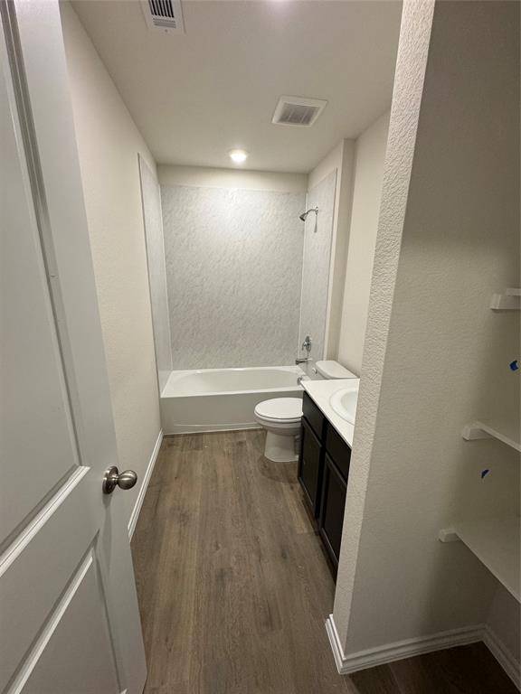 1204 Baldwin Lane, Ennis, TX 75119
