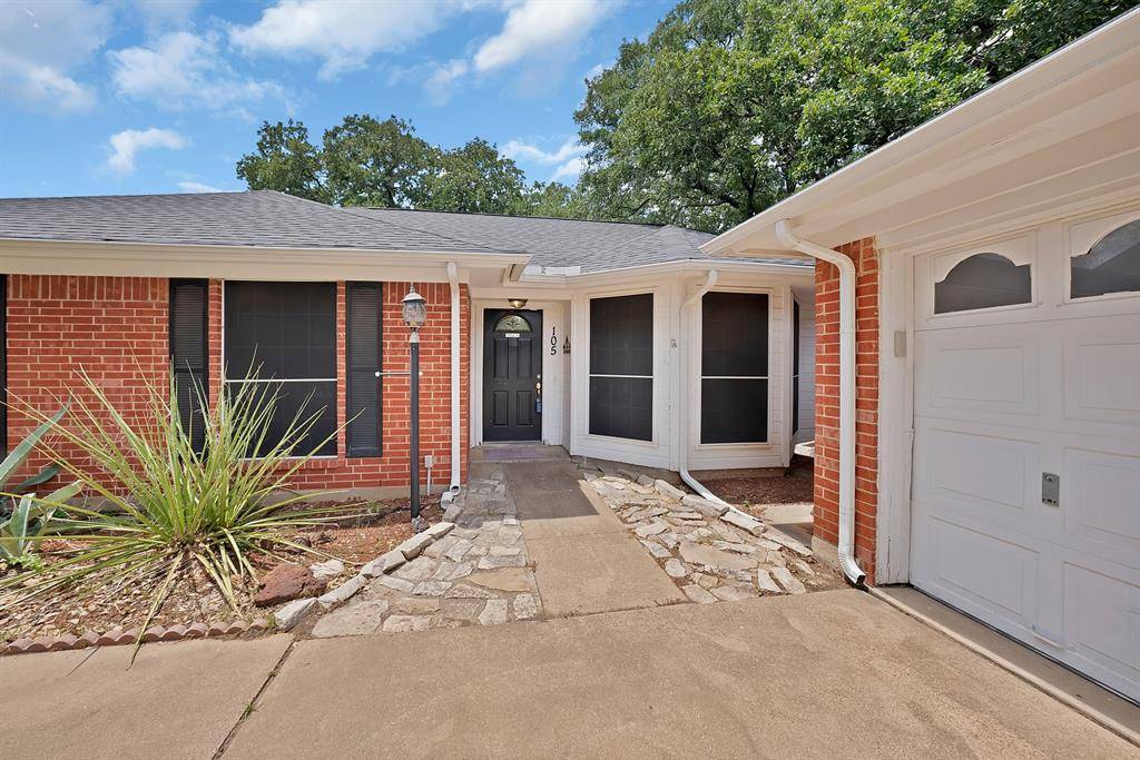 105 Arthur Drive, Kennedale, TX 76060