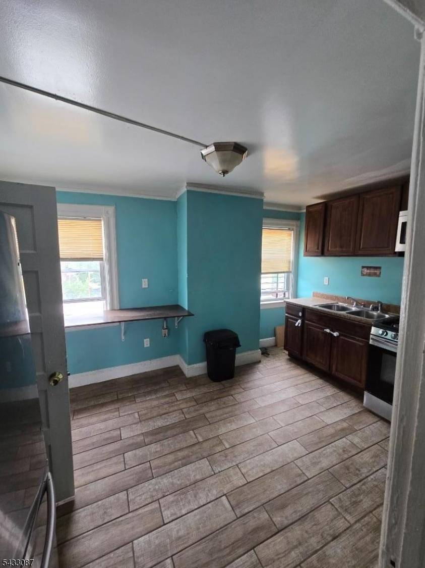 314 William St, East Orange City, NJ 07017