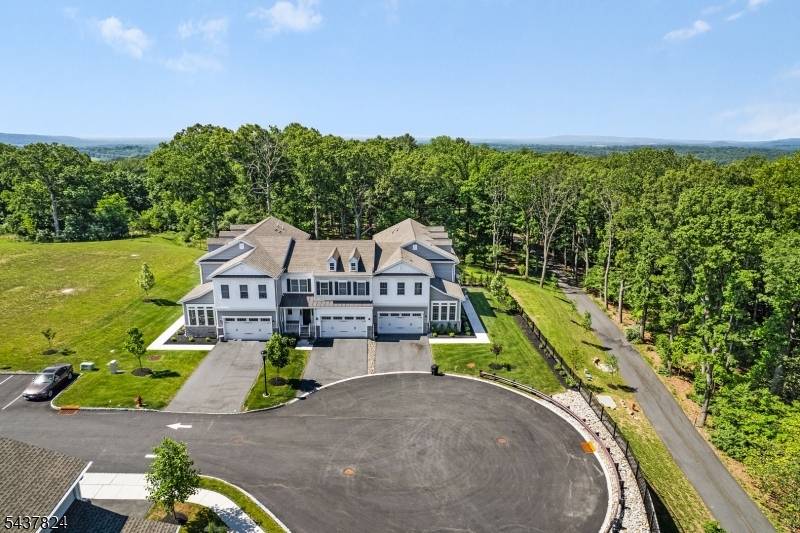 3 Hillandale Dr, Mendham Twp., NJ 07931