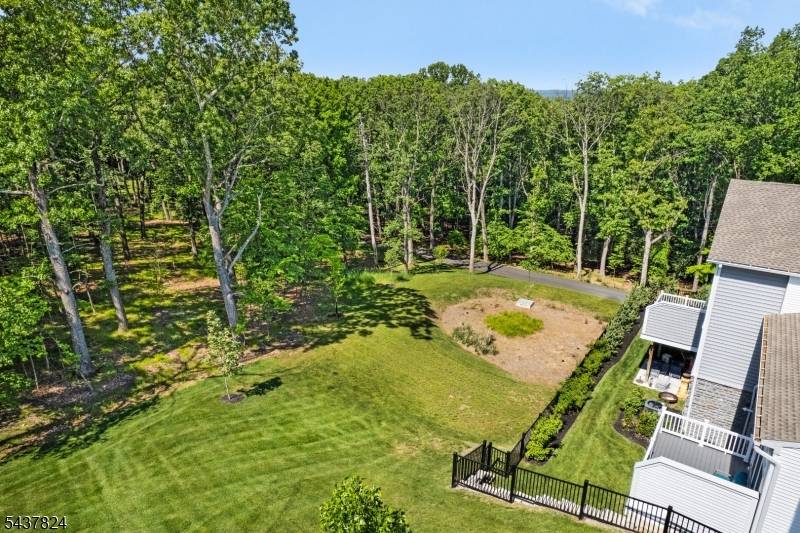 3 Hillandale Dr, Mendham Twp., NJ 07931