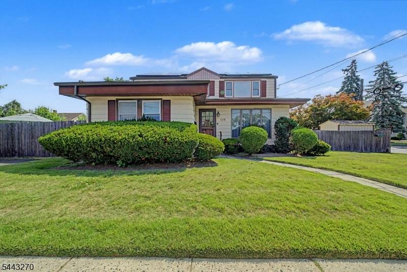 131 18Th Ave, Elmwood Park Boro, NJ 07407