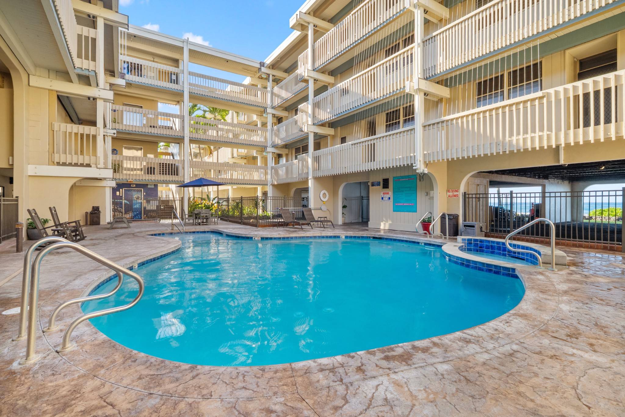 76-6246 ALII DR #411, Kailua-kona, HI 96740